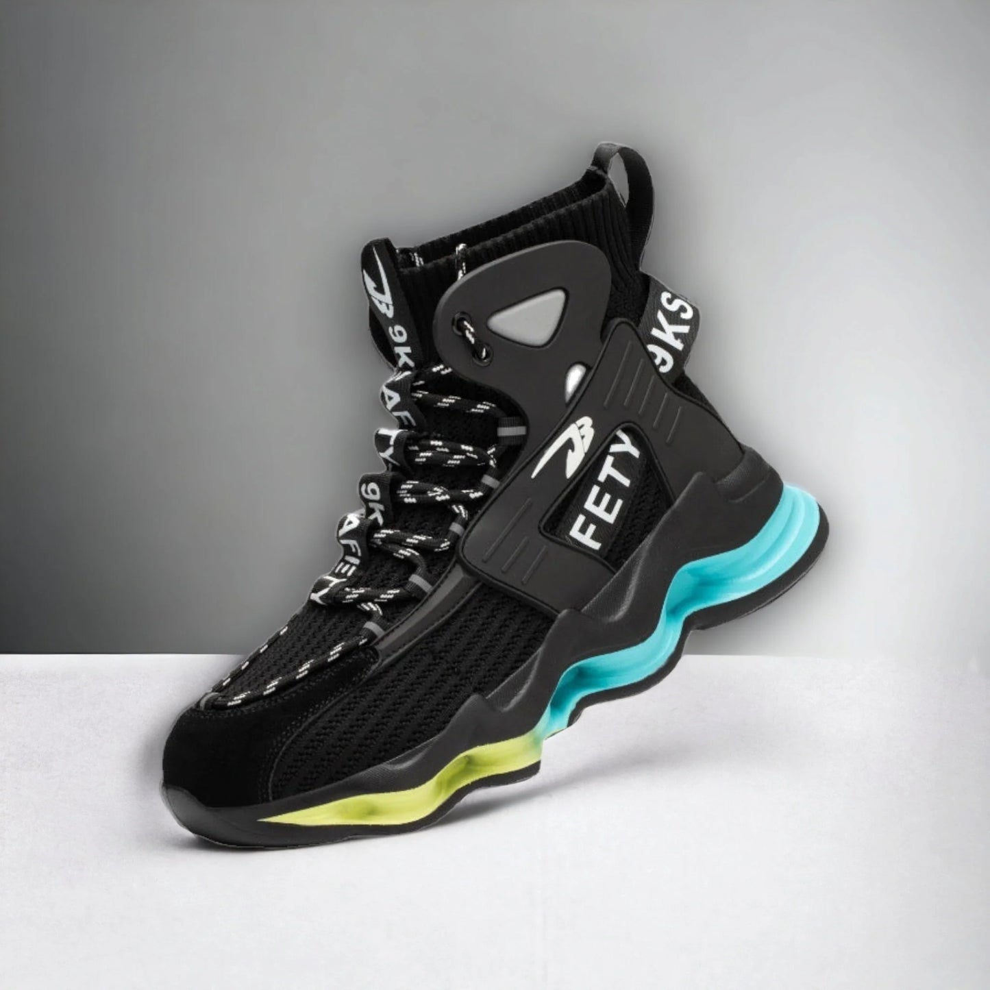 2023 Newest Design Men Safety Boots, Anti-smash Steel Toe Cap Indestructible Shoes