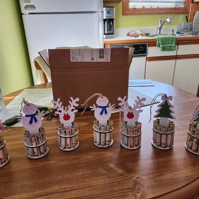 đChristmas Unique Money Holderâ