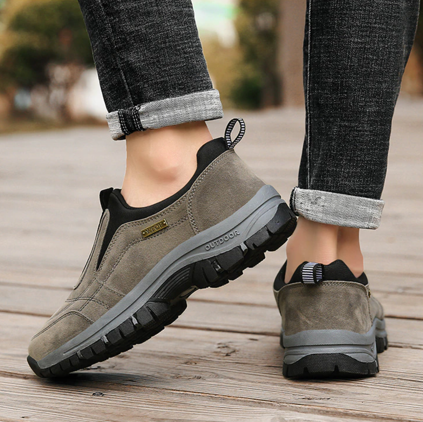 Men's Outdoor Lightweight Non-slip Walking Shoes, Slip On Hiking Shoes Sneakers