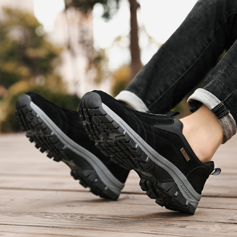 Men's Outdoor Lightweight Non-slip Walking Shoes, Slip On Hiking Shoes Sneakers