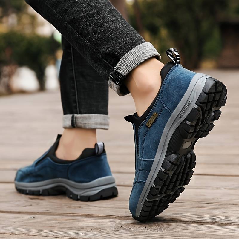 Men's Outdoor Lightweight Non-slip Walking Shoes, Slip On Hiking Shoes Sneakers